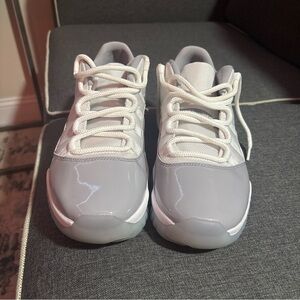Jordan 11 low “cement grey” Size 11.5